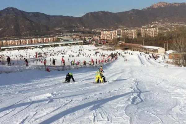 薊州國際滑雪場(chǎng)和盤山滑雪場(chǎng)哪個(gè)好