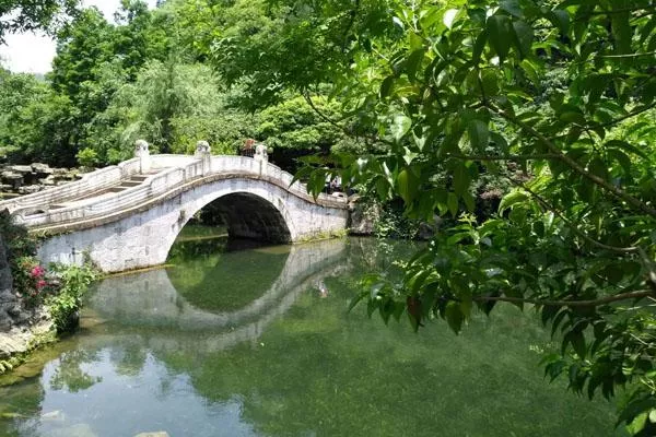 貴陽黔靈山公園好玩嗎 有什么景點